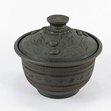 Утятница из красной глины